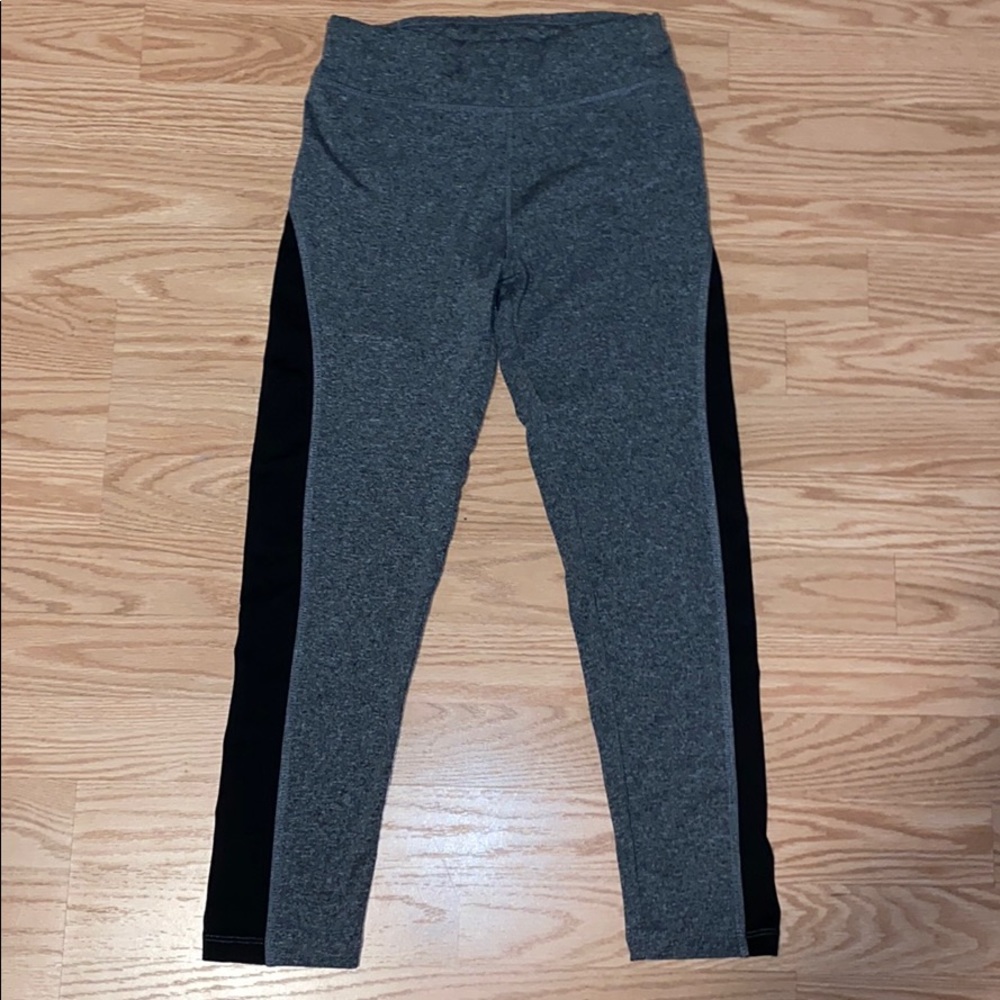 Grey leggings